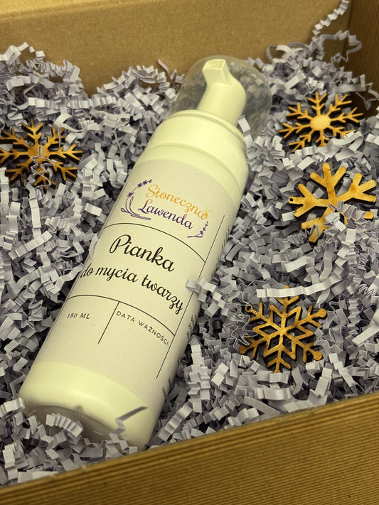 Pianka do mycia twarzy